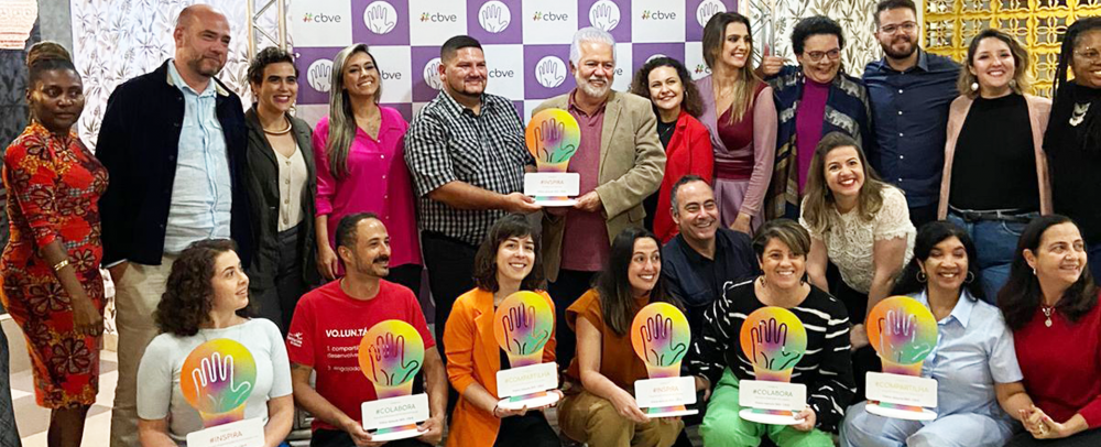 Prêmio Aplaude reconhecerá ações voluntárias de empresas públicas ou privadas, organizações da sociedade civil
