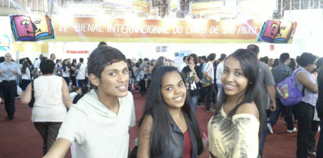 Projeto Jovens Mediadores de Leitura visita a Bienal Internacional do Livro de São Paulo