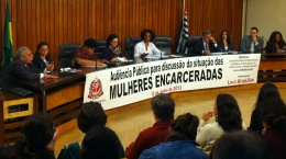 Mulher Atuação atenta às necessidades das mulheres encarceradas