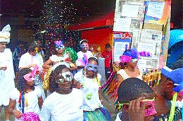 Bloco da Paz no calçadão de Campo Grande