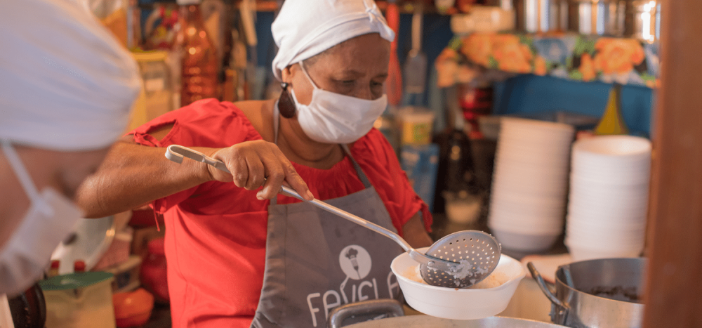 Projeto Pessoas e Negócios chega a 100 mil refeições distribuídas no Brasil