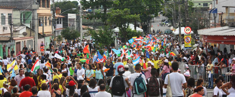 Desfile cívico reúne escolas da 6ª CRE